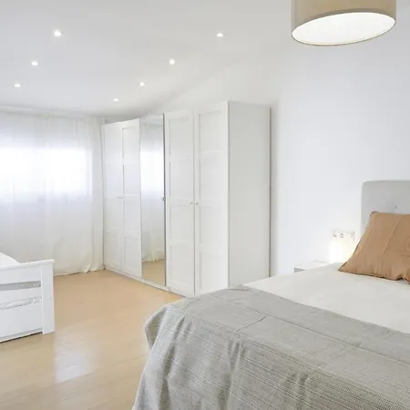 Center Penthouse With Solarium 2 Minutes From The פואנגירולה