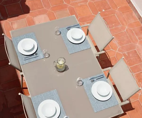 Apartment Center Penthouse With Solarium 2 Minutes From The